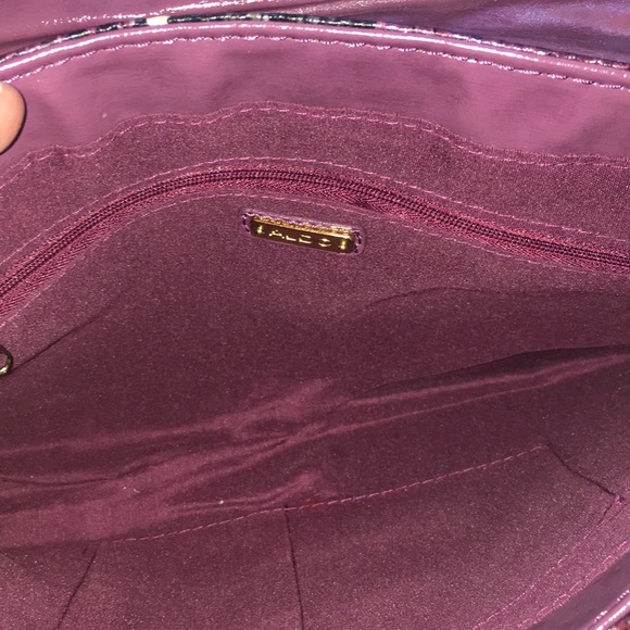 Clutch - Picture 5 of 5